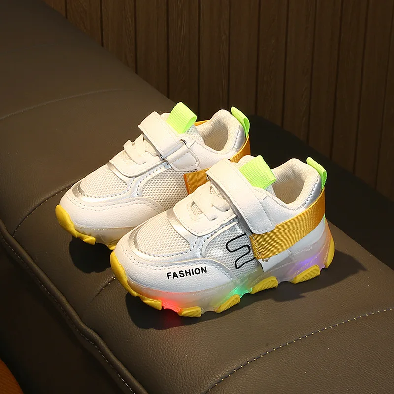 Весенне Осенняя детская спортивная обувь с подсветкой повседневная для