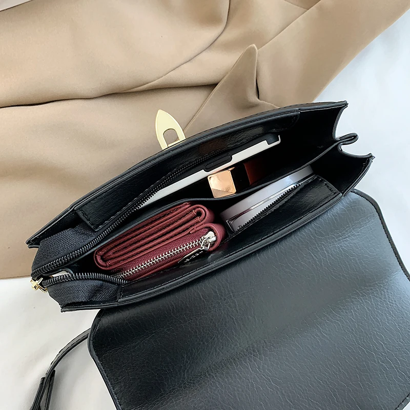 

2021 Winter New Shoulder Bag Ladies Rhombus Chain Bag Casual Small Square Bag Fashion Messenger Bag Mobile Phone Bag