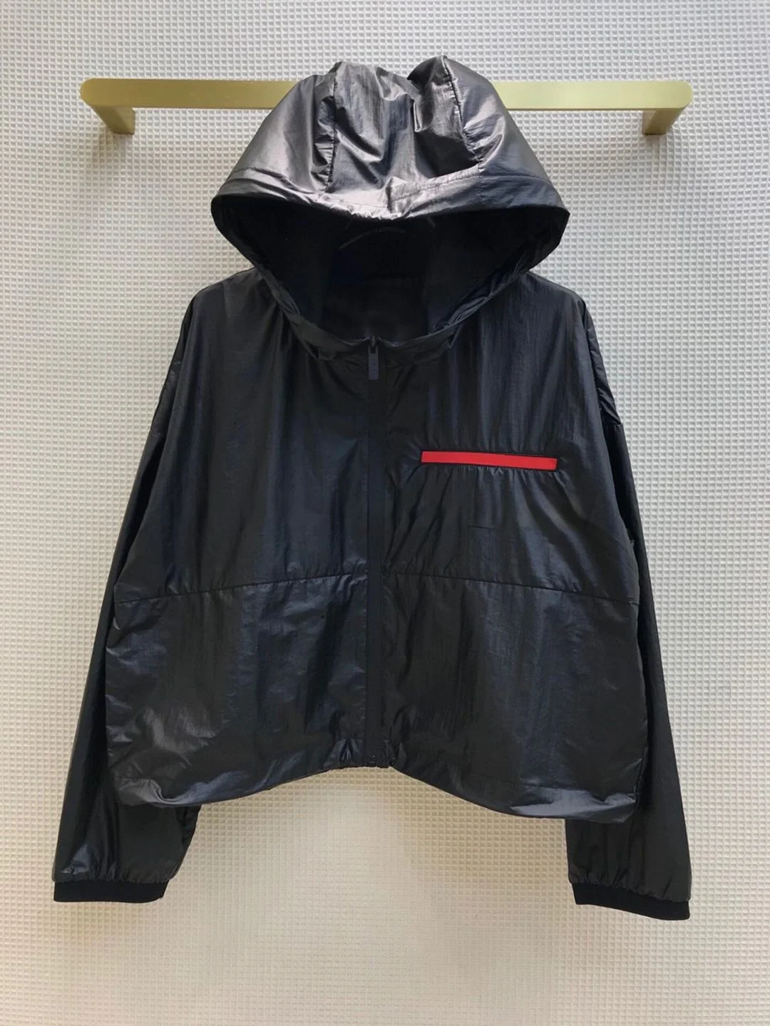 

Luxury Brand Loose Jacket Women 2021 Spring Hooded Red Stripe Patchwork Coat Long Sleeve Black Thin Windbreaker Jacket