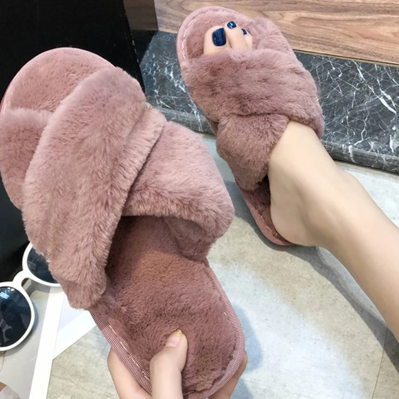 

Winter Women House Slippers Faux Fur Fashion Warm Shoes Woman Slip On Flats Female Slides Black Pink Cozy Home furry slippers