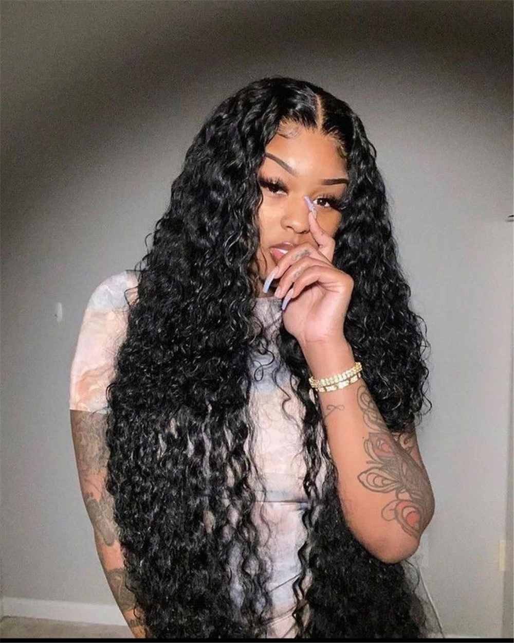 

Длинные вьющиеся синтетические парики для женщин, средняя часть, предварительно выщипанные передние парики на сетке, волосы из волокна, без клея, Полная плотность