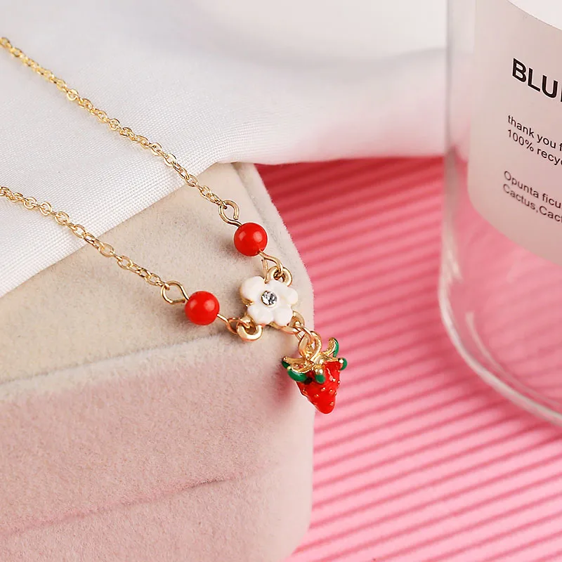 Новое популярное модное блестящее ожерелье с подвеской клубничный цветок