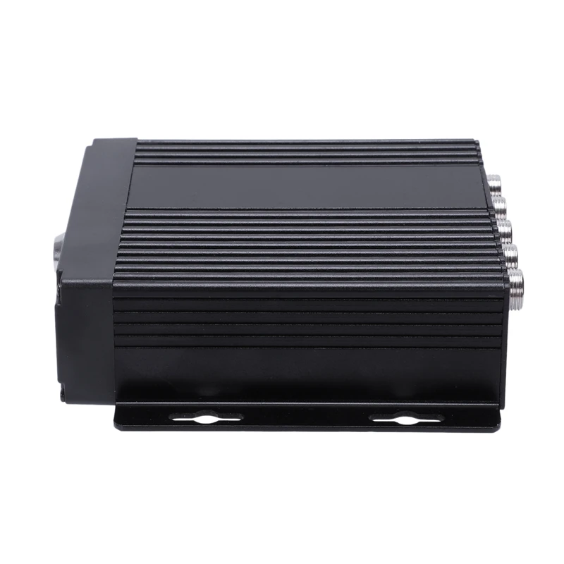 Автомобильный видеорегистратор 4 канальный мини с пультом дистанционного