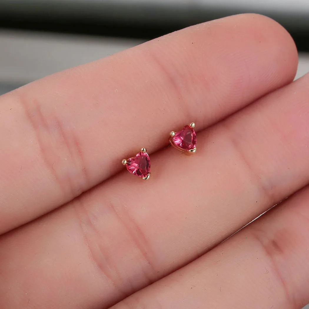 Серьги-гвоздики женские с красным сердцем кристаллами | Украшения и аксессуары