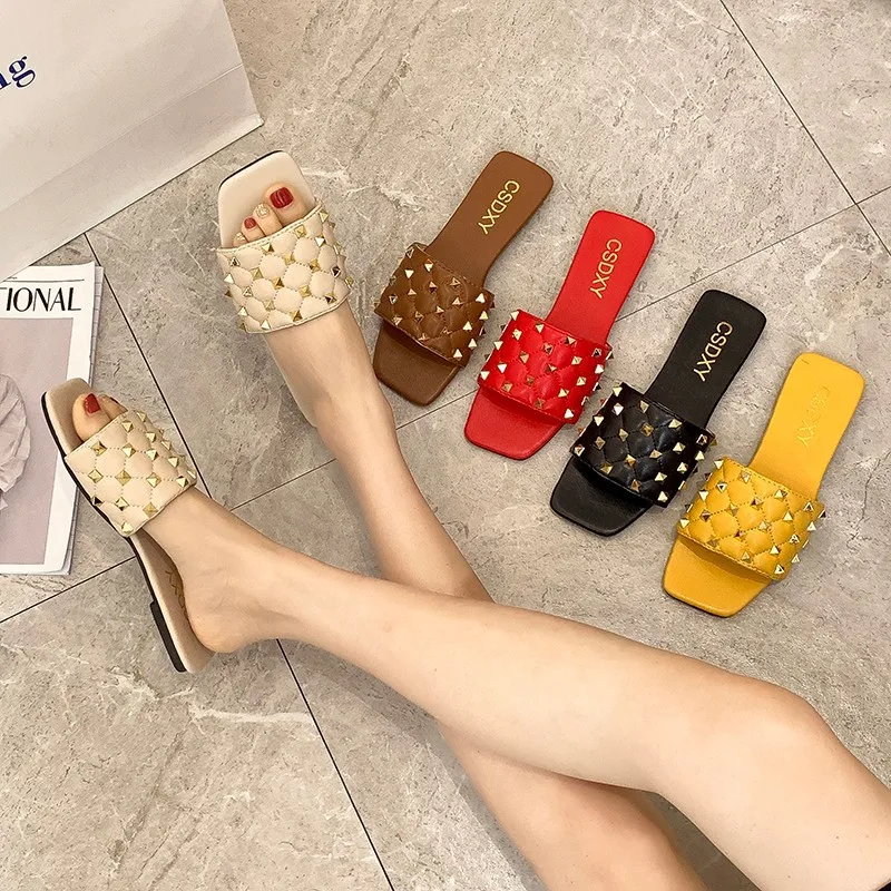 New Summer Shoes Women Luxury Designer Open Toe Flat Slippers Fashion Soft Rivet Sandals Flip Flops Women Slides Size 35-42