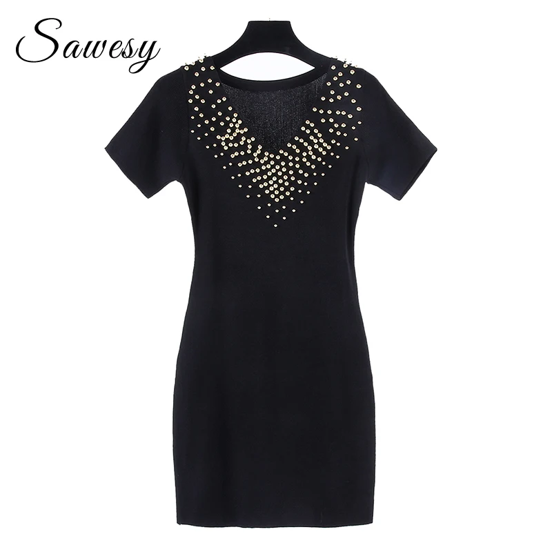 Женское облегающее мини платье черное элегантное с коротким рукавом и v образным