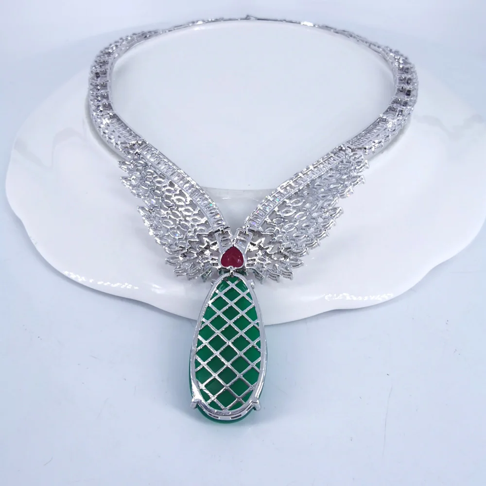 Комплект из колье и серёг с фианитом винтажный 2021 | Украшения аксессуары