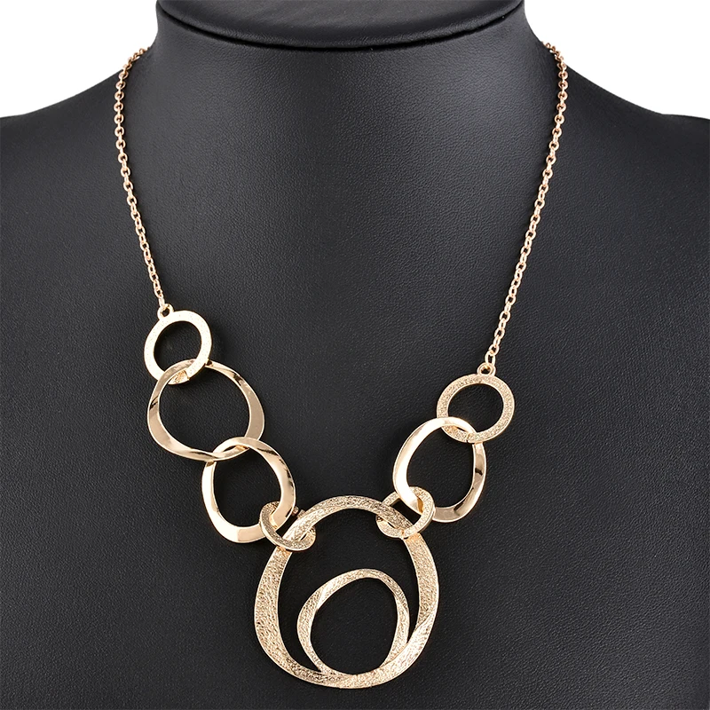 Exaggerated Classical Fashion Annulus Choker Necklace - Statement Jewelry for Women, Perfect for Sweaters image 2