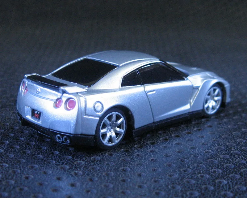 Kyo в английском стиле ретро OEM НСРБ Skyline R 35 1:64 брелок для автомобильных ключей