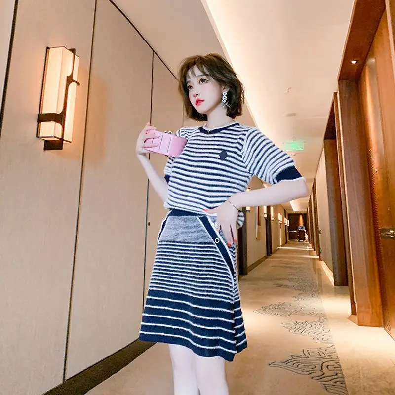 

Striped T-shirt round neck top stretch high waist slim half skirt two piece suit for women 2021 spring summer new
