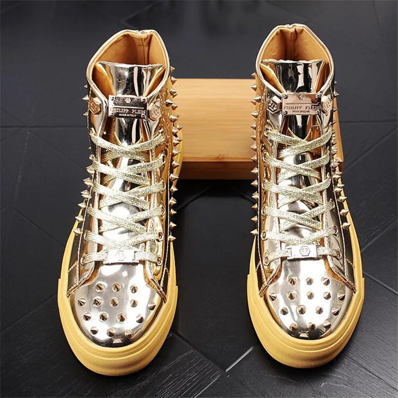 Кроссовки мужские черные красные на плоской подошве с заклепками | Обувь