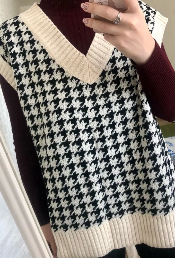 

Plaid Knitted Sweater Vest Women Oversized Pullover Vintage Sleeveless V-Neck Korean Female Waistcoat Sweater Tops