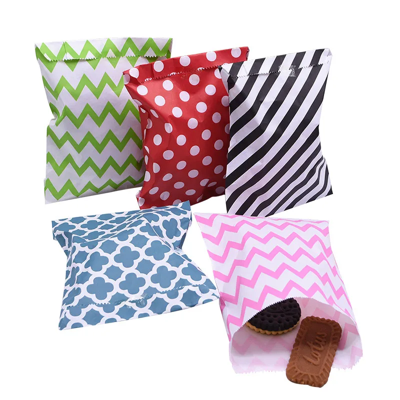 25/50pcs 18*13cm Kraft Paper Bags Wave Stripe Dot Gift Bag for Wedding Birthday Candy Snack Bag Festival Party Wrapping Supplies
