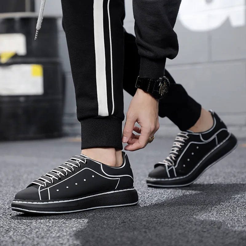 

AUEXAUSTI Men&Women Leather SKateboard Shoes Sneaker New Sport Shoes for Women Height Increase off Graffiti white black Footwear