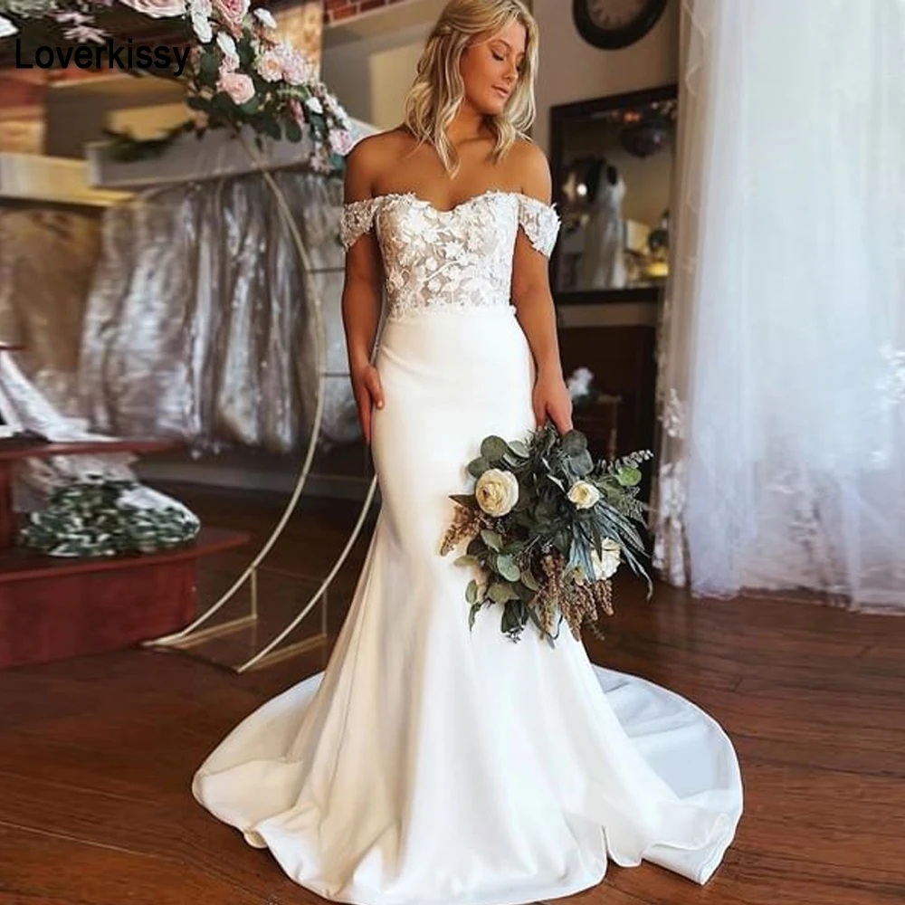 

Loverkissy 2021 Elegant Lace Appliqued Soft Satin Wedding Dresses Mermaid Off the Shoulder Sweetheart Bridal Gowns Sweep Train