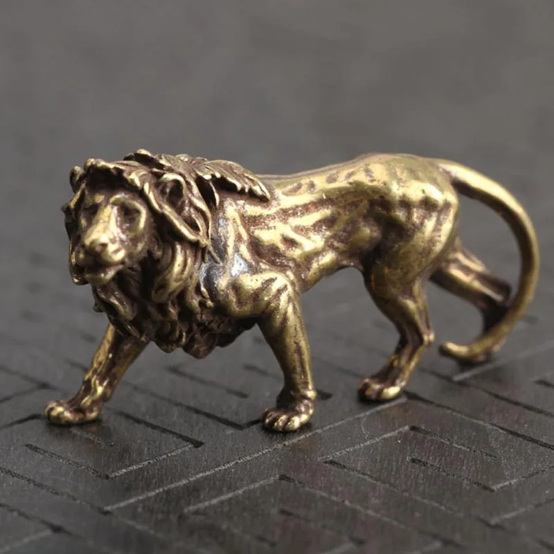 

1Pcs Copper Majestic Lion King Miniatures Figurines Vintage Craft Ornament Desk Decor Mighty And Mighty Lion Collect Ornaments