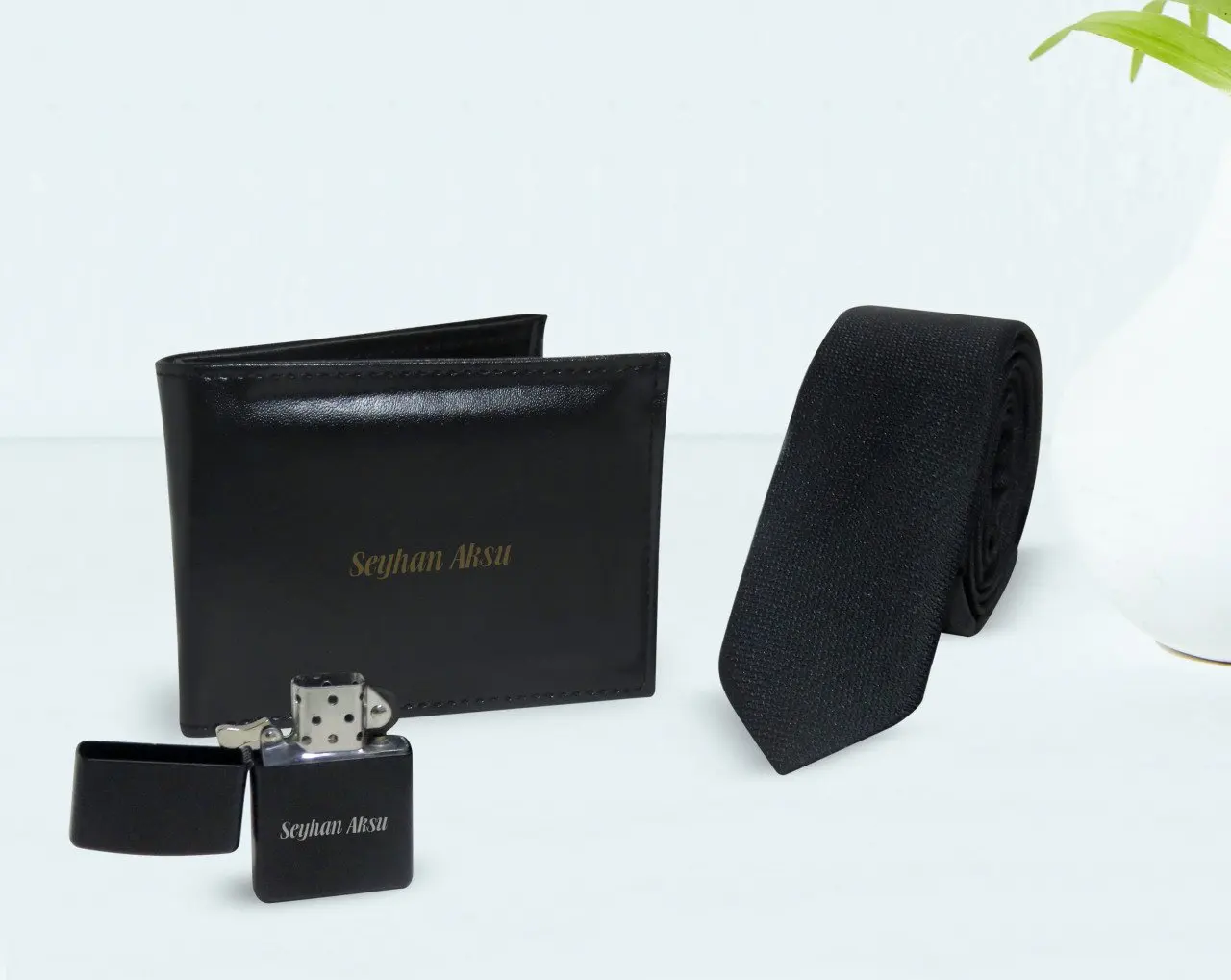 

Personalized Wallet Lighter and Tie Gift Set