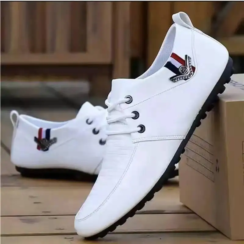 

Spring New Fashion Loafers Men's Casual Shoes Comfortable Men's Flat Non-Slip Sneakers Men's Breathable Small Leather Shoes 2022