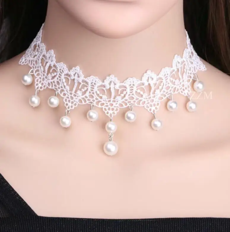 Женская кружевная цепочка до ключицы белая с жемчугом на шею свадебное