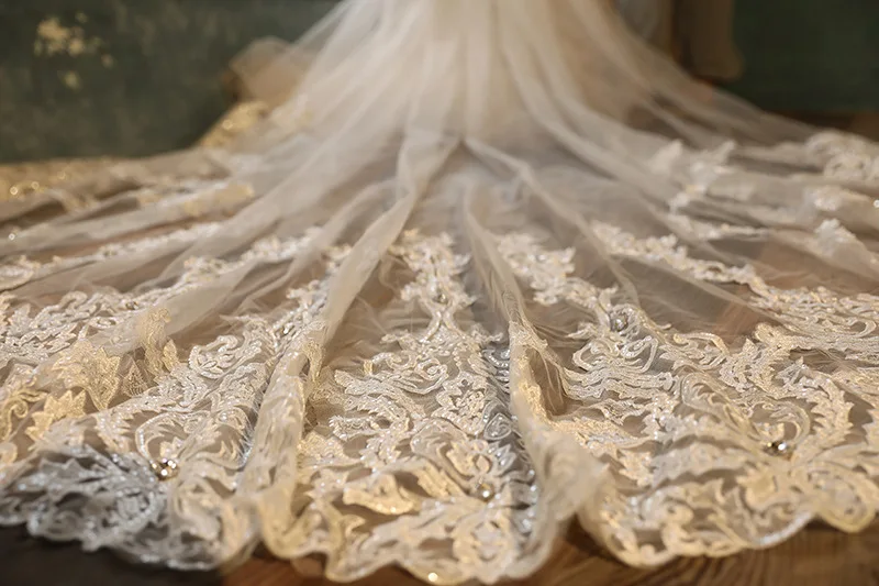 Фата свадебная длисветильник с гребнем и блестками 3 м|Свадебные вуали| |