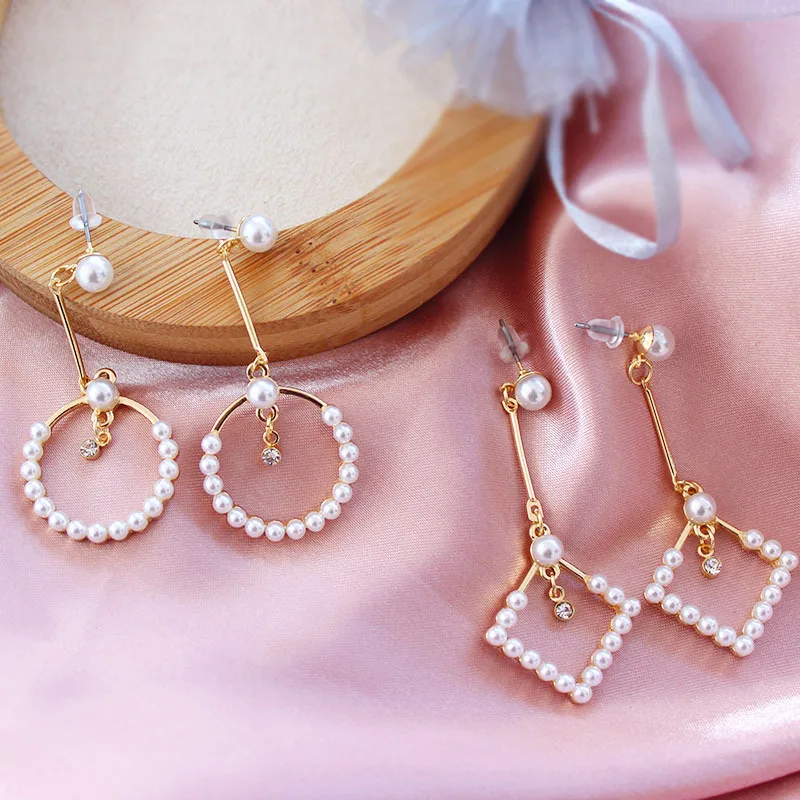 Жемчужные круглые прямоугольные серьги модные трендовые благородные и щедрые