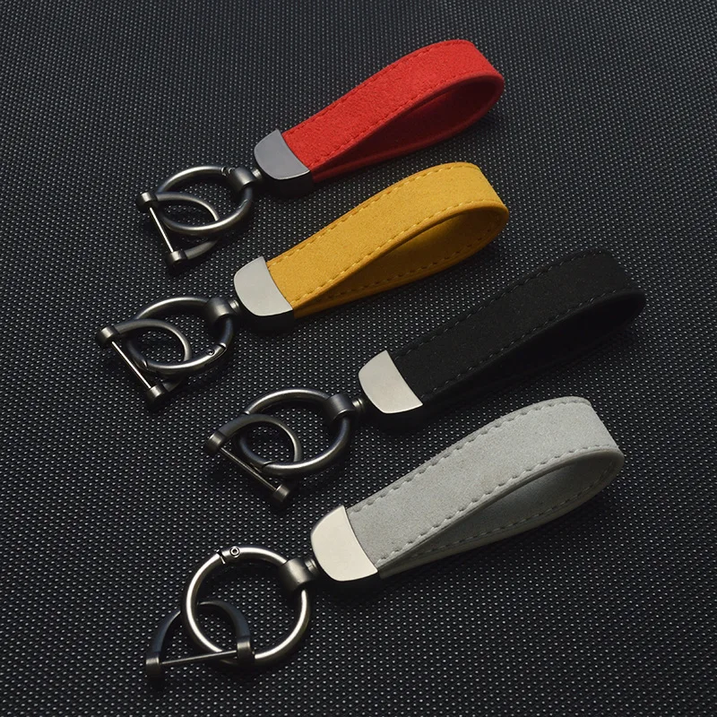 

2021 Fashion Suede Leather Metal Keychain Creative Pendant Car Keychain Male and Female Key Chain Ring Bag Ornament