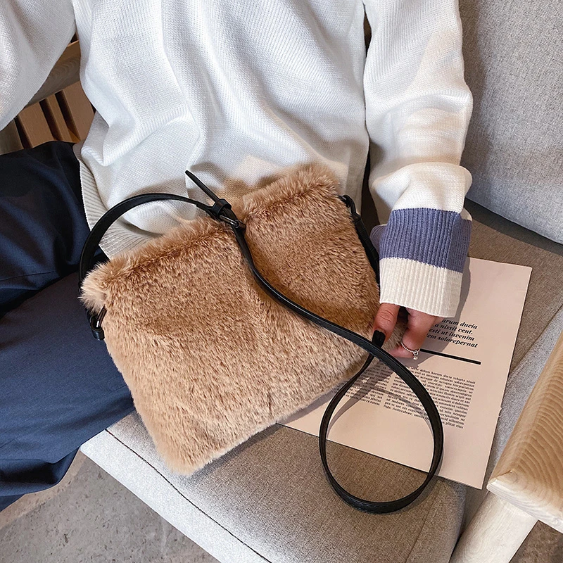 

High Quality Women Plush Small Shoulder Bag Fashion Ladies Hand Bags Designer Crossbody Bags for Women Casual Female Handbags