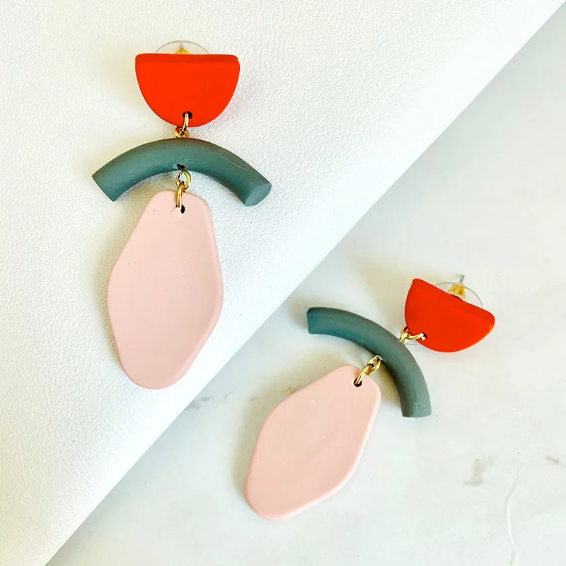 

Minar Unique Design Contract Color Polymer Clay Drop Earrings for Women Rainbow Geometric Hanging Dangle Earrings Brincos 2021