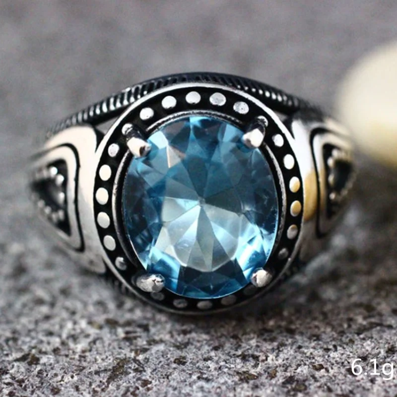 

Vintage Aquamarine Zircon European and American Smoked Black Ring for Women Fashionable Exquisite Party Jewelry Gift