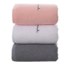 Пара полотенец с вышивкой розового и серого цвета, хлопковые банные полотенца для лица, ванной, путешествий, спа, свадьбы, подарки для взрослых женщин и мужчин