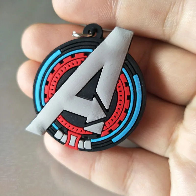 Продажа экологичный ПВХ мягкий клей брелок чудо двойной нож Дэдпул аниме