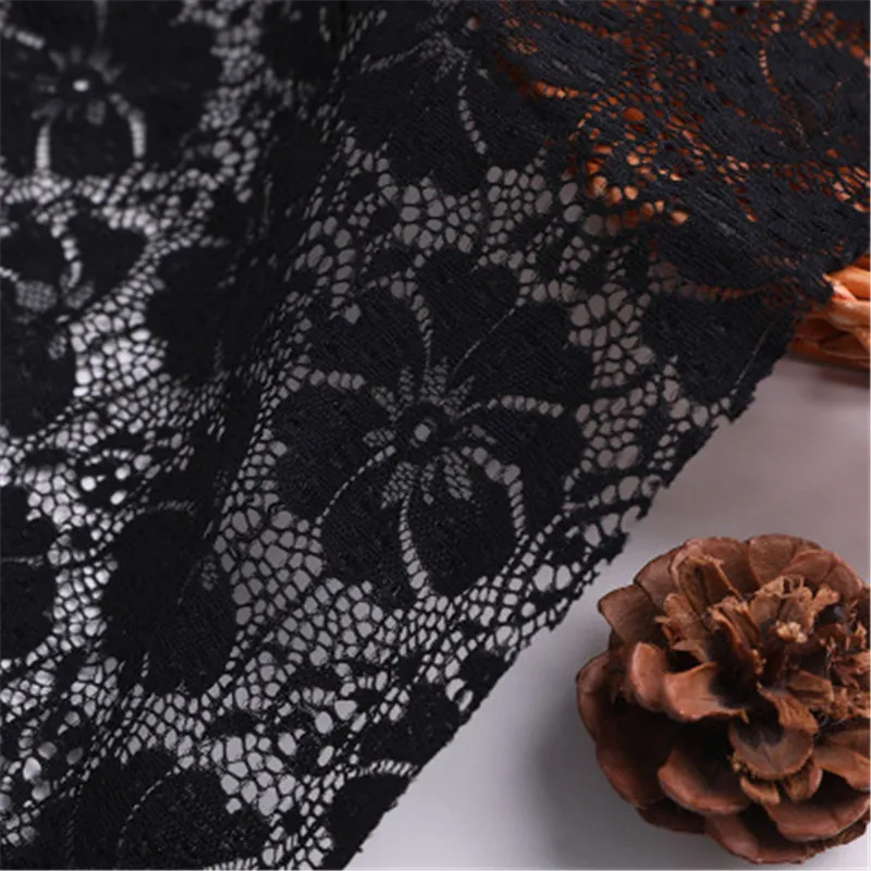 Цветочная кружевная ткань черная эластичная с лепестками ручной работы одежда