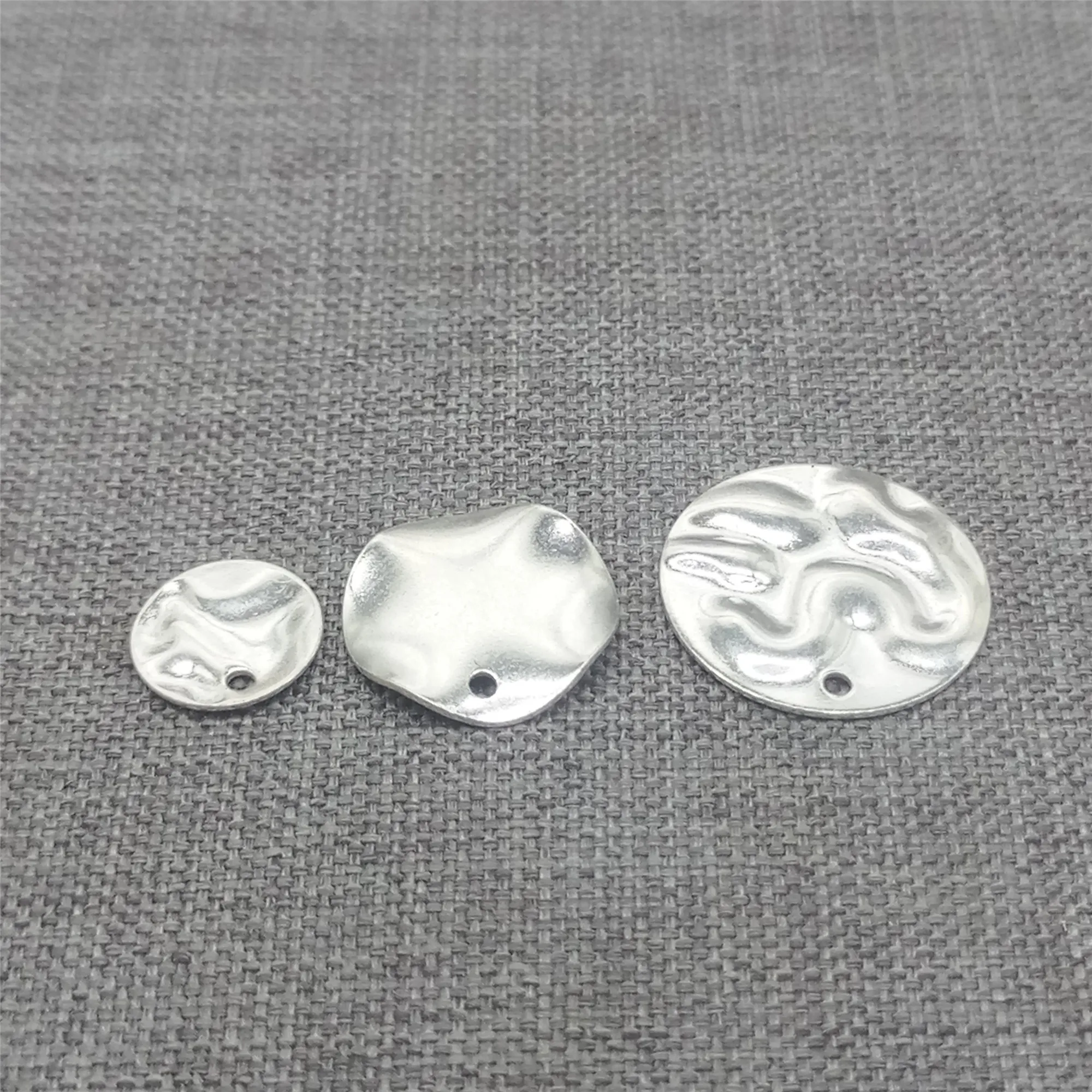 

10pcs of 925 Sterling Silver Round Tag Charms Circle Coin Charms