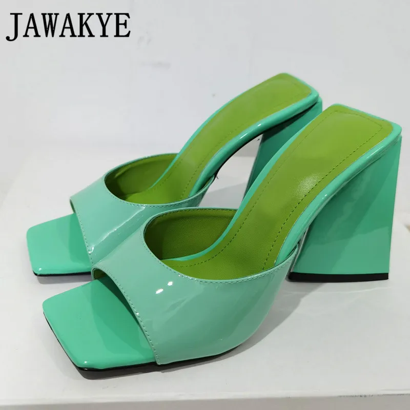 

Hot Sale Square Open toe Chunky heel Slippers Women Patent Leather Fashion Brand Sandals Summer Sexy T show Party Shoes mujer