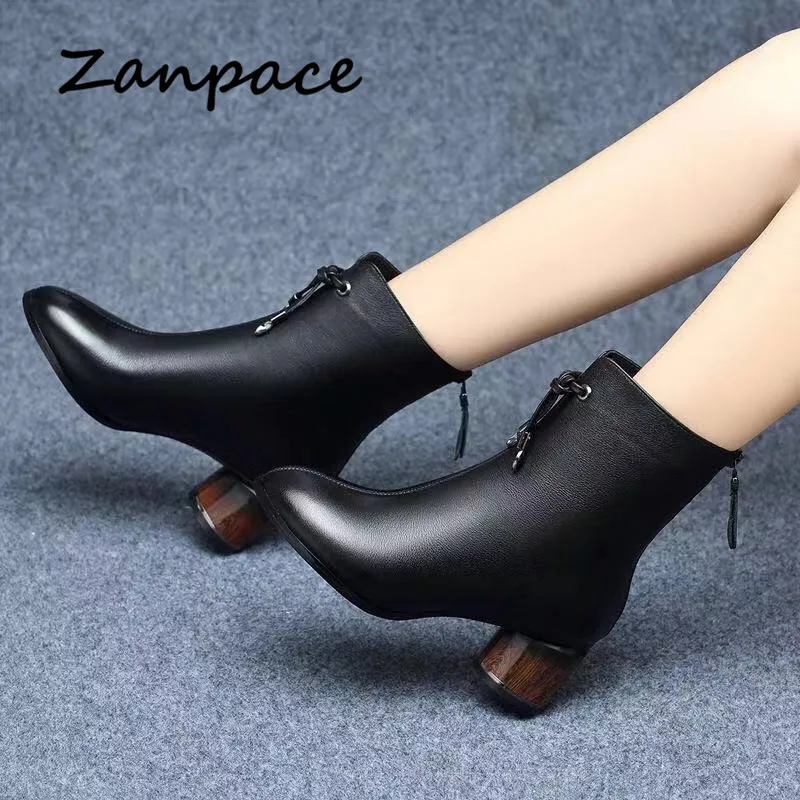 ZANPACE г. Кожаные женские Ботинки Зимняя теплая женская обувь черного цвета с бархатом ботильоны на толстом среднем каблуке Женская обувь, размер 40