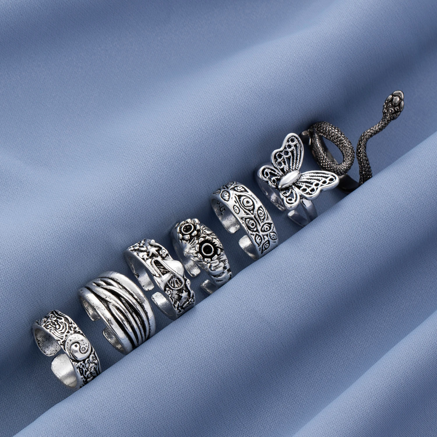 

ZOVOLI Vintage Silver Plated Owl Snake Butterfly Ring for Womens Gothic Punk Steampunk Heart Skull Ring Sets Party Jewelry 2021