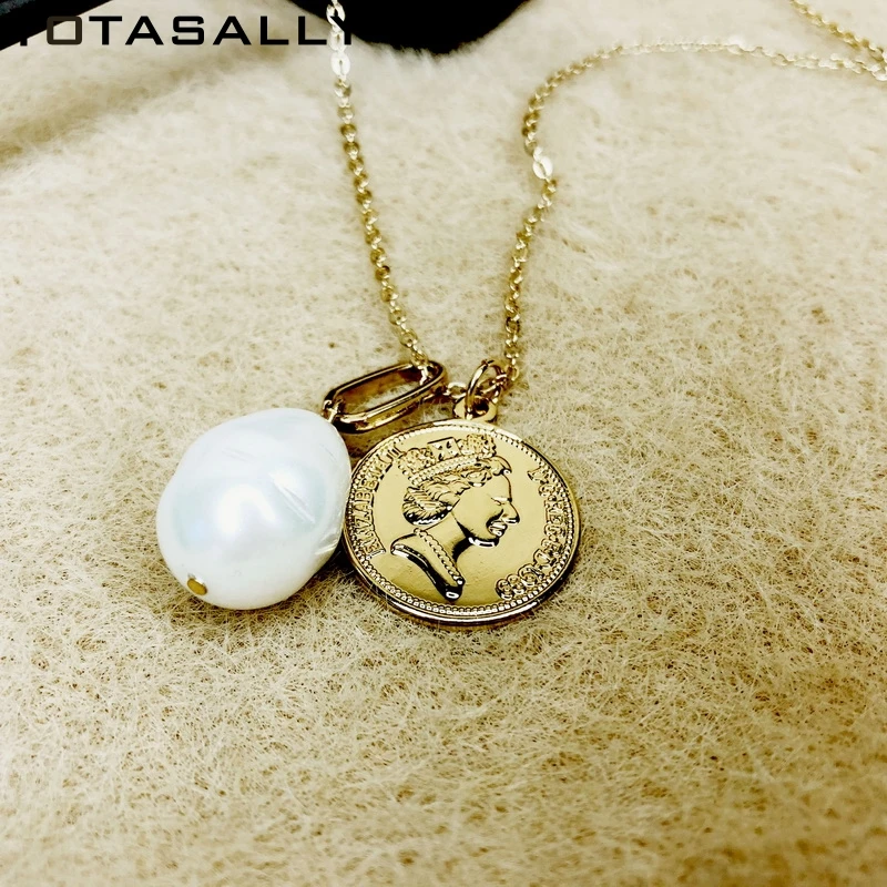 

TOTASALLY Fashion Coin Necklace for Women Gold Metal Coin Irregular Simulated Pearl vintage Pendant Necklace Party Show