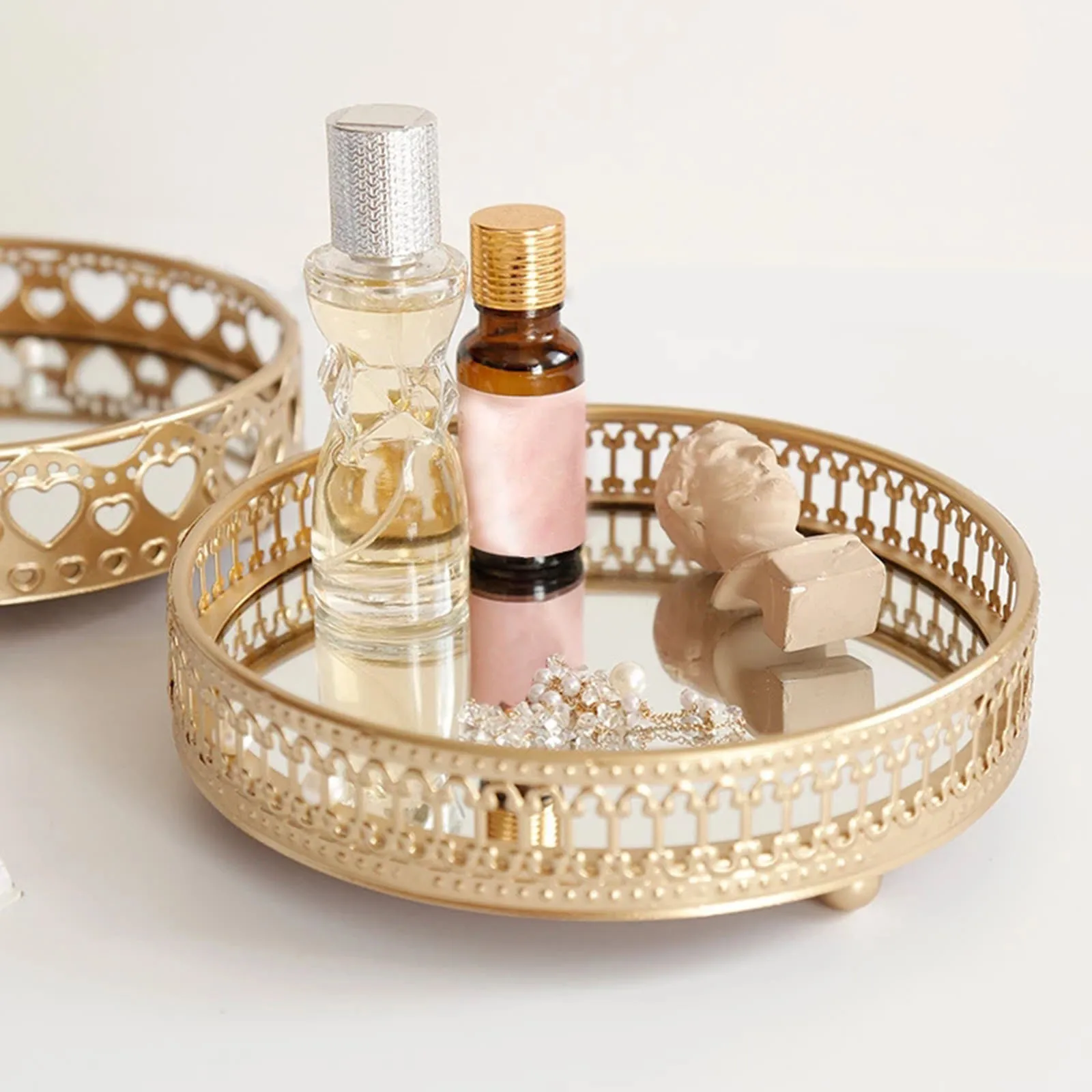 

Golden Color Delicate Luxury Jewelry Storage Tray Glass Mirror Base Bedroom Desktop Cosmetic Decorative Organize Plate