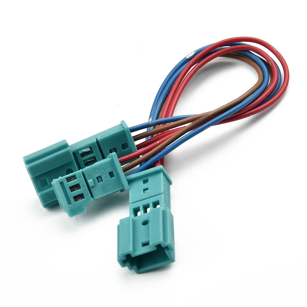 

LED 3 Pin AC/Radio Y Cable Cupholder Adapter Blue for 3 4 M3 M4 series F30 F31 F32 F33 F34 F36 F80 F82 F83 pre-LCI model
