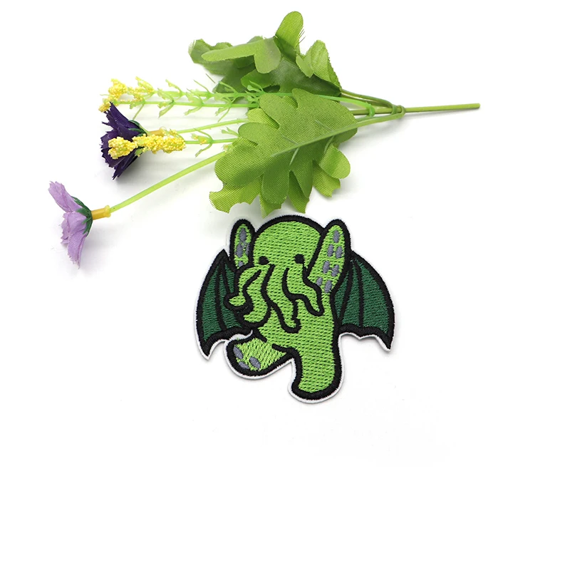 Аниме Cthulu Вышивка Патчи креативная аппликация патчи для одежды персональные DIY аксессуары железные на патчи S97