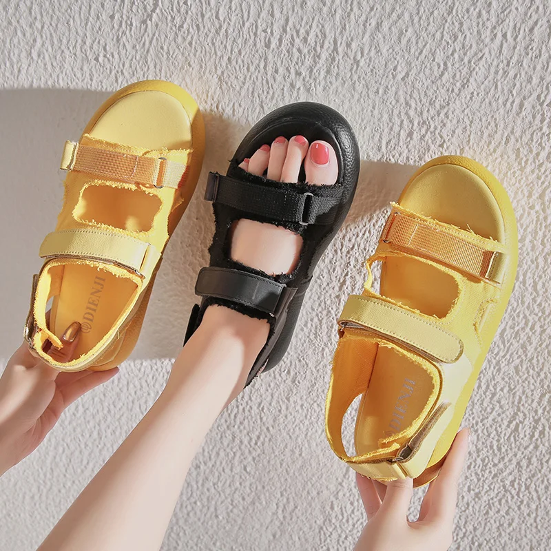 

Fashion Women Sandals 2021 Summer Female Platform Slippers Casual Comfortable Outdoor Fashion Sunmmer Plus Size Shoes Women