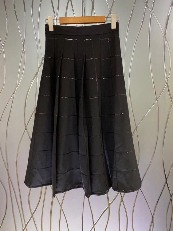 

2021 Новая Женская мода sexy с эластичной резинкой на талии цепи максимальной длины, в полоску, все-матч юбка средней длины 512
