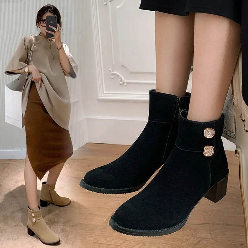 FXYCMMCQ Size 32-50 Winter New Thick Heel Round Head Fashion Boots Women's Casual Commuter Shoes 20-69