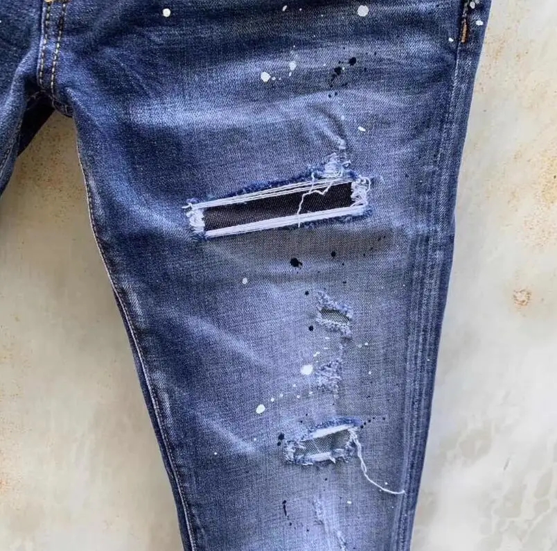 blue pants classic,Authentic DSQUARED2,Retro,Italian brand ,Women/Men Jeans,locomotive,Jogging jeans,DSQ9130