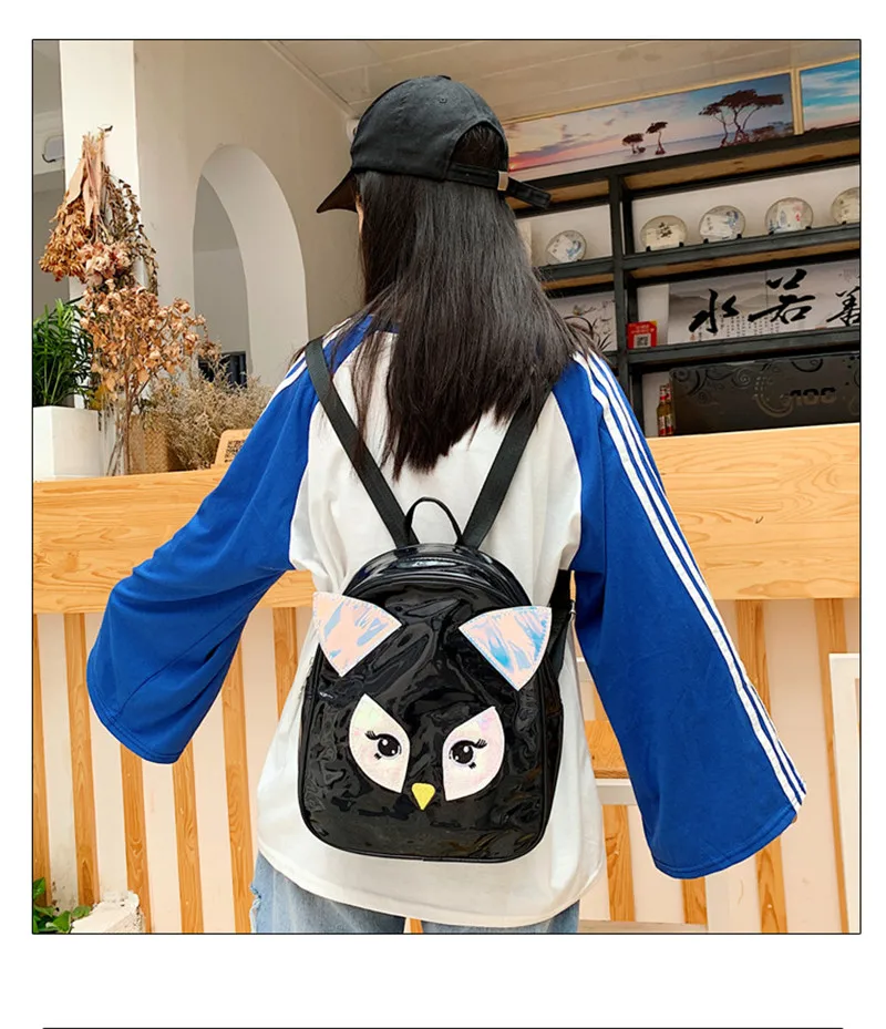 

Women Holographic Laser Owl Backpack Female Korean version of the tide simple new student school bag backpack schoolbag 2019