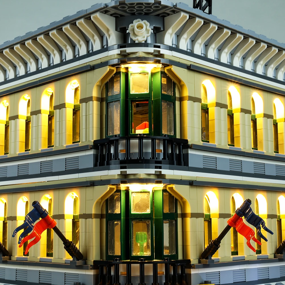 Комплект со светильник кой для конструктора 10211 Creator Grand Emporium модель не входит в