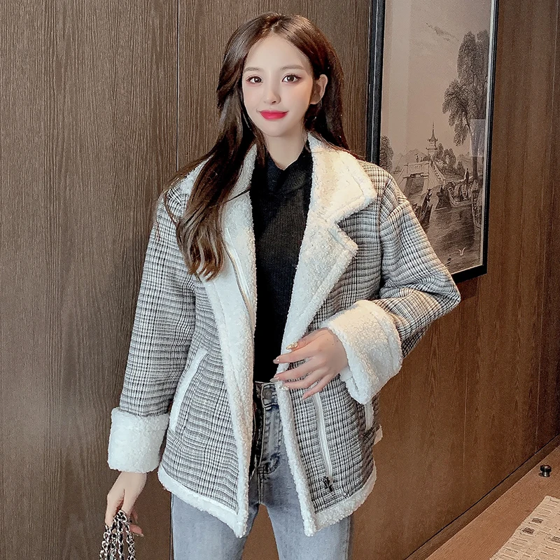 Lambs Wool Coat Women's New Autumn And Winter 2021 All-in-one Short And Thick Plush Fur One-piece Lamb Cashmere Cotton Clothing