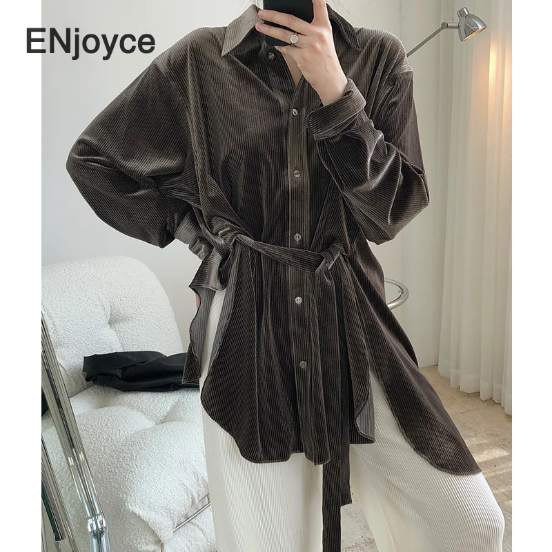 

Осенне-зимняя женская Вельветовая блузка, винтажная коричневая рубашка на шнуровке с длинным рукавом и отложным воротником, шикарные дизай...