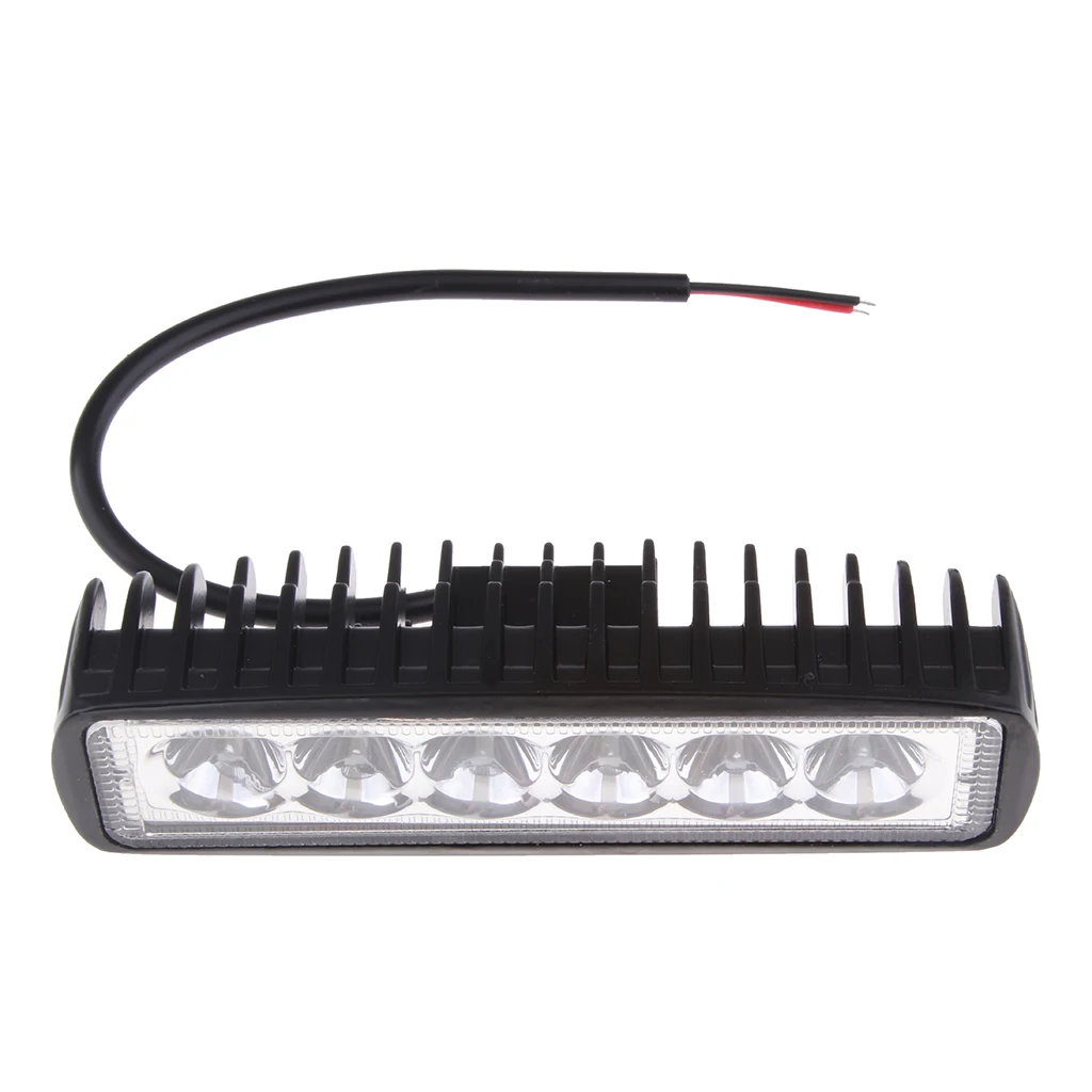 

Black Universal Motorbike 18W LED Work Light Flood Lamp Fog Light Bar for Yamaha
