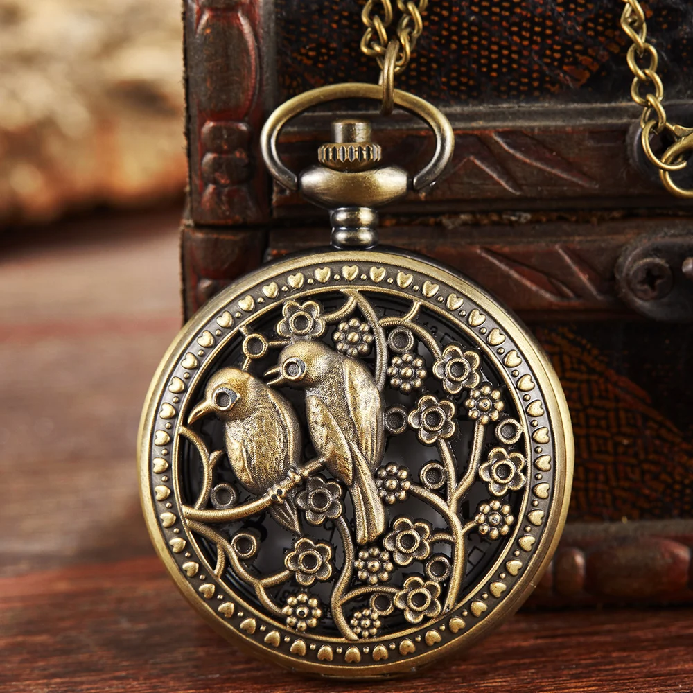 

Retro Creative Men Women Pocket Watch Steampunk Hollow Carved Bird Case Casual Quartz Clock Necklace Pendant reloj hombre 2021